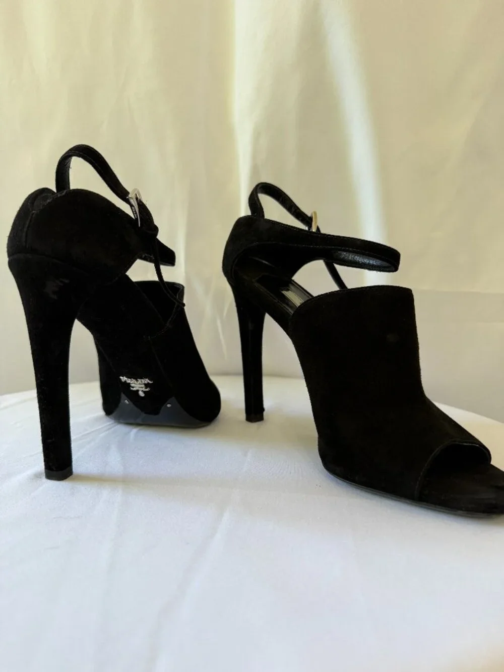 Prada black 39